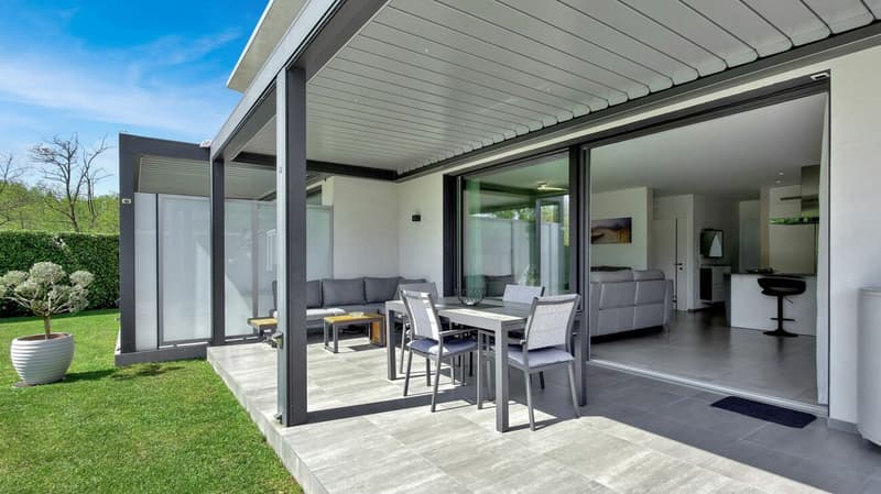 Gordola - Due case con piscina / Zwei Häuser mit Pool (10)