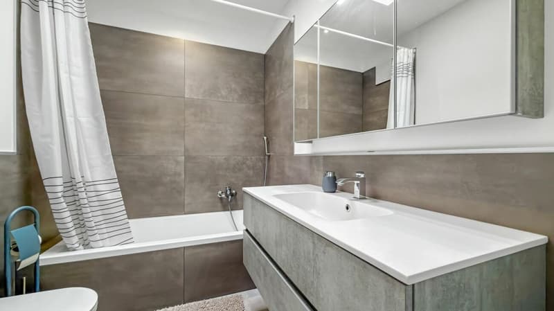 Gordola - Due case con piscina / Zwei Häuser mit Pool (17)