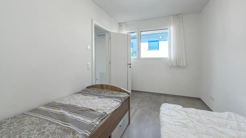 Gordola - Due case con piscina / Zwei Häuser mit Pool (16)