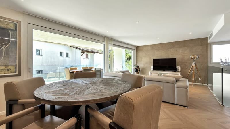 Losone - Exklusive Wohnung mit privatem Garten (2)