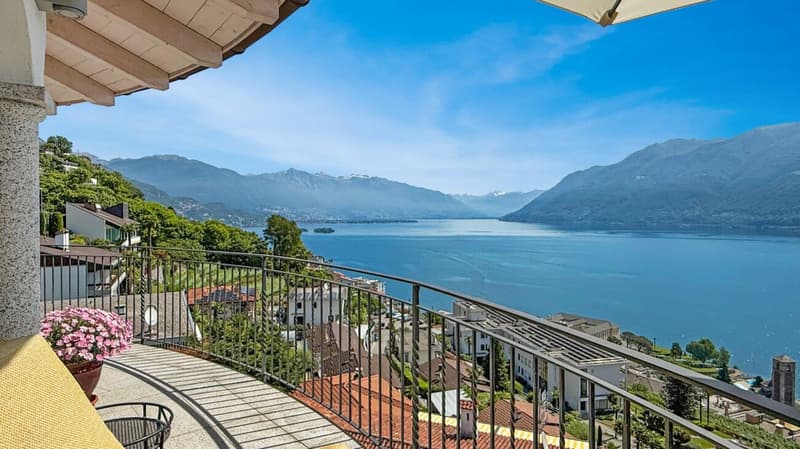 Brissago - Moderne Villa mit Aufzug und Innenpool (2)