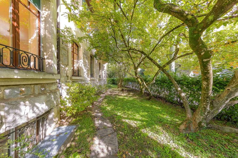 Exceptional 160 m² apartment with garden, just a stone's throw from Ouchy (7)