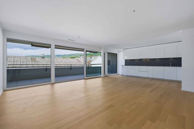 New cross apartment with 4.5 rooms and two balconies (2)