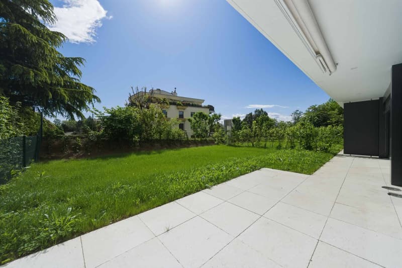New 2.5-room apartment with terrace and private garden (5)