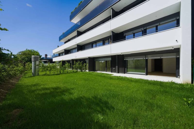 New 2.5-room apartment with terrace and private garden (1)