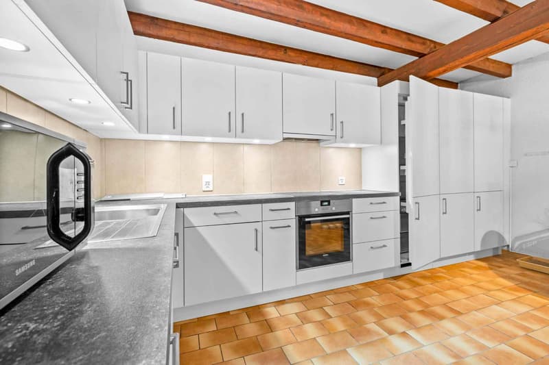 Casa di villaggio con 4.5 locali nel vecchio borgo di Denges (6)