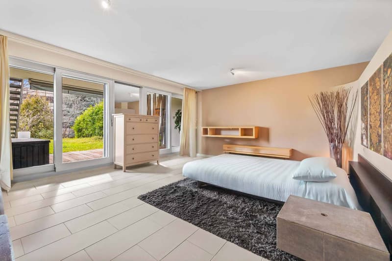 Contemporary 4.5-room duplex with balcony and garden (7)