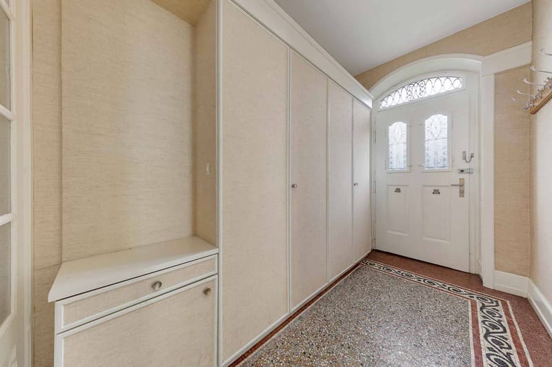 Exceptional Haussmannian apartment of 155m2 with garden. (9)
