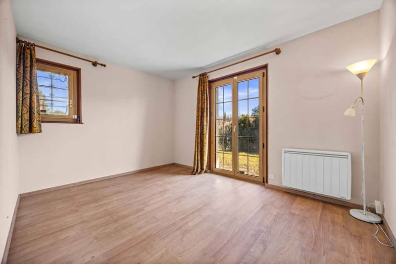 Magnificent single-family house with 7.5 rooms and large garden (11)