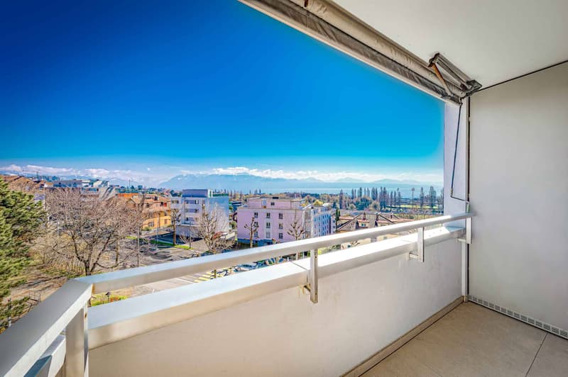 Wunderschöne 5,5-Zimmer-Wohnung mit Panoramablick auf den See und die Berge (8)