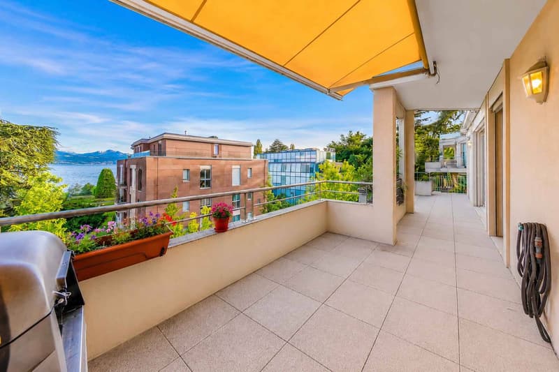Exklusivität: Prächtige 156 m² Wohnung mit Seeblick (1)