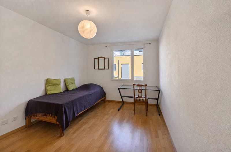 Jolie villa mitoyenne avec jardin privatif (7)
