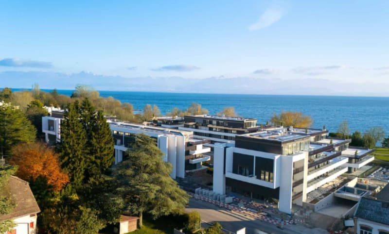 Superbe attique de 5,5 pièces face au lac Terrasse rooftop exposée plein sud (2)