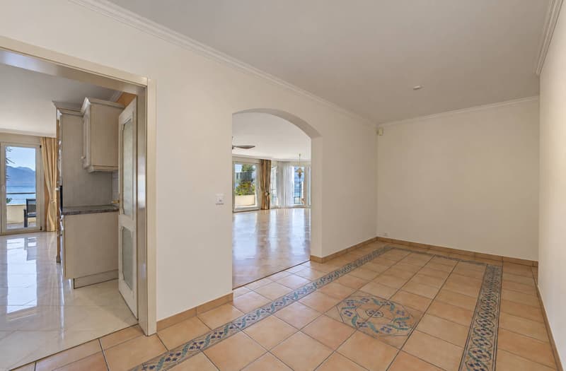 Exclusivité : Splendide appartement de 156 m² avec vue sur le lac (7)