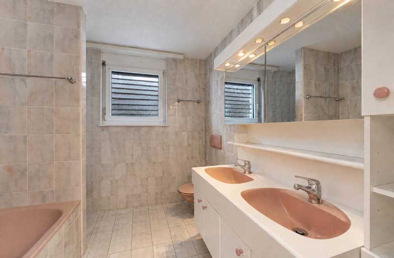 Appartement lumineux avec grande terrasse et vue panoramique sur le lac (10)