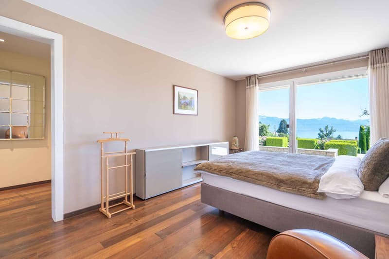 Prestigious residence nestled in a residential area (8)