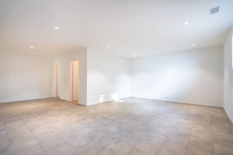 Wohnung mit 3,5 Zimmern und Blick auf den See (12)