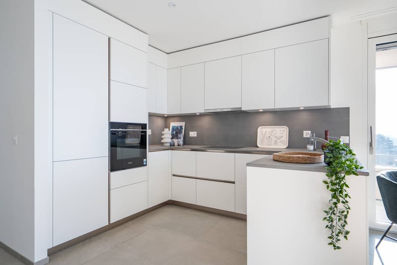 Wohnung mit 3,5 Zimmern und Blick auf den See (5)