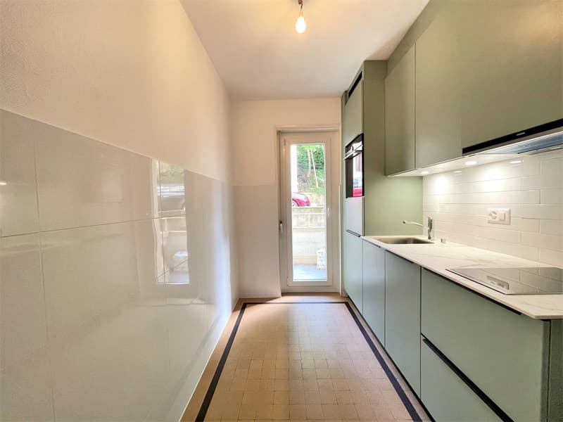 Spacious 2.5 rooms in the heart of Lausanne (3)
