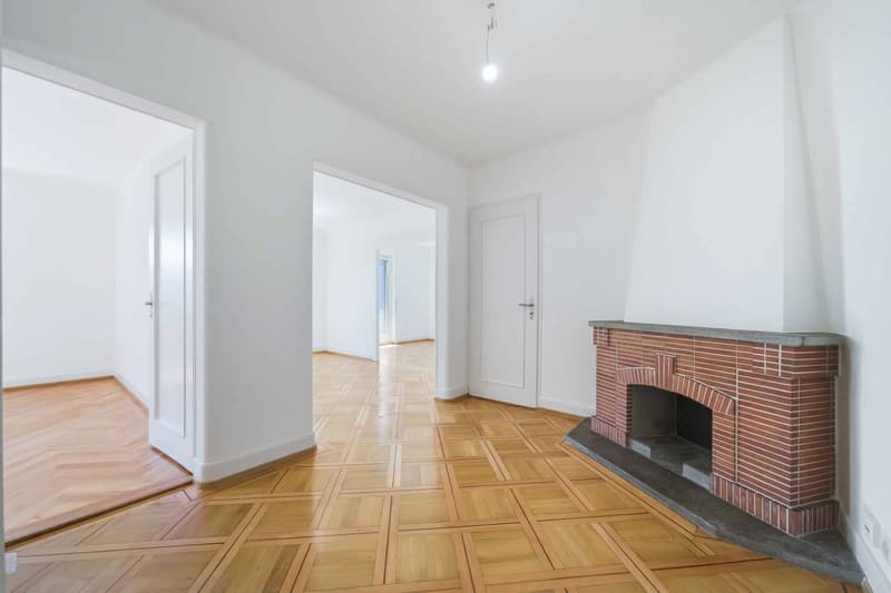 Spacious 2.5-room apartment with a view of the lake (1)