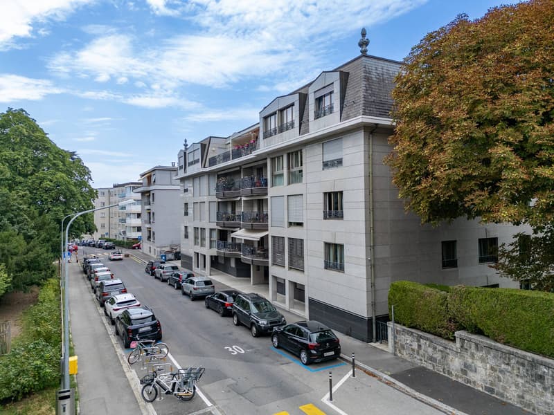 Place de parc intérieure à Lausanne (1)