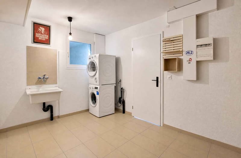 Duplex di 4.5 locali con terrazza e giardino (12)