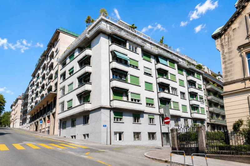 Bello appartamento di 2,5 locali con vista sul lago (1)