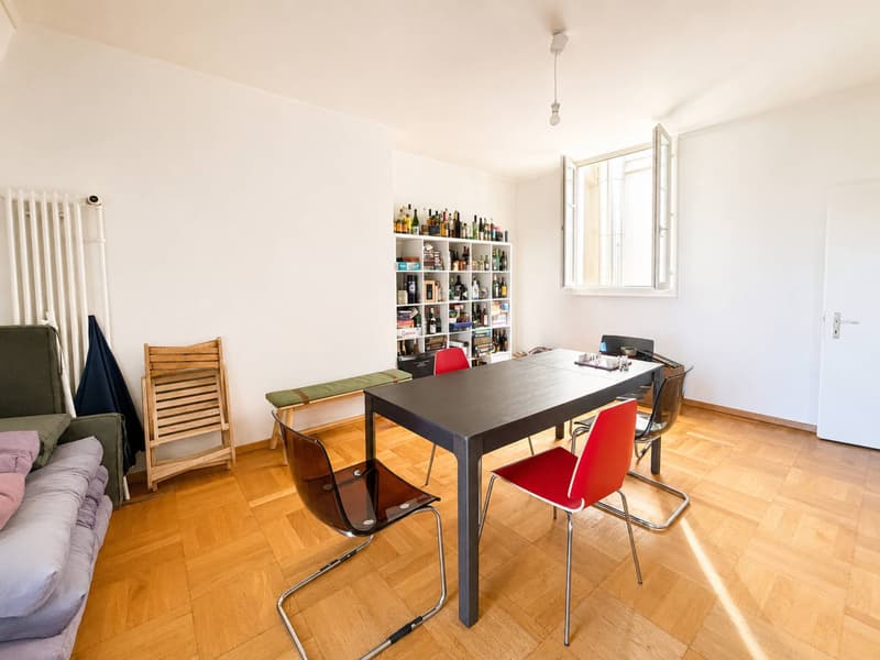 Charming 5.5-room apartment in the heart of the Sous-Gare district in Lausanne (3)