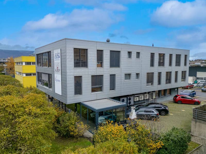 Y-PARC last available space of 47 m² (2)