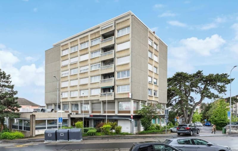 Arkade von 275 m2 in einem kleinen Einkaufszentrum mit unabhängigem Zugang (1)