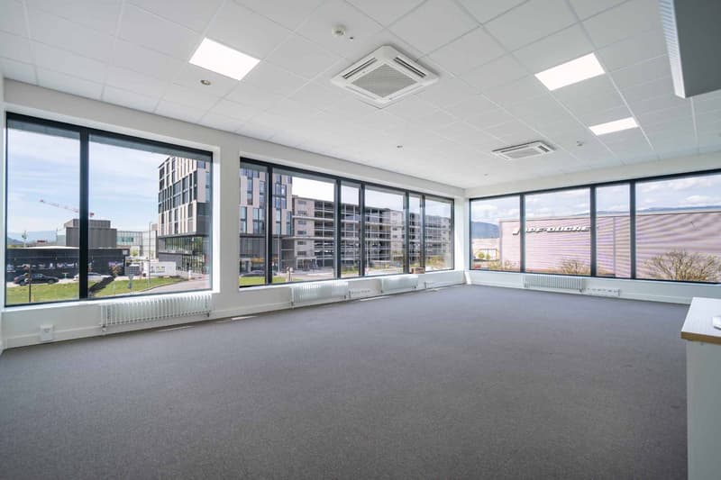 Y-Parc - At the gates of Yverdon, beautiful office spaces from 42 m2 (3)