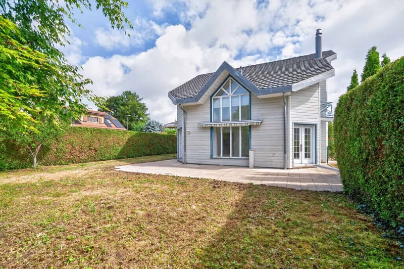 Spacious house in Epalinges (1)