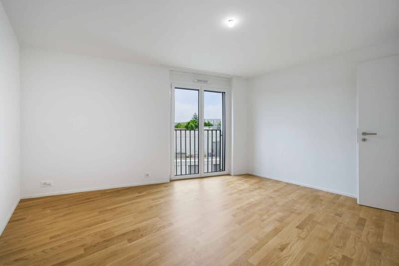 Schönes neues 3.5-Zimmer-Apartment mit Balkon (8)