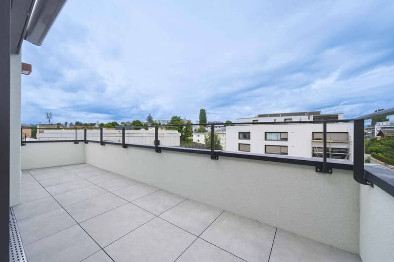 Schönes neues 3.5-Zimmer-Apartment mit Balkon (7)
