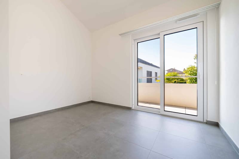 Un bien d'exception alliant confort, modernité, espaces généreux et vue lac (5)