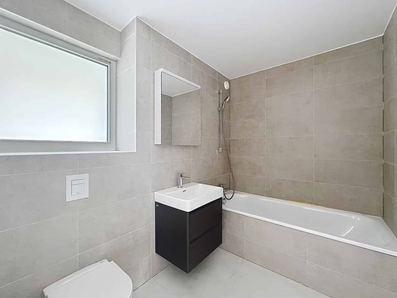 Spacieux 2.5 pièces neuf de 62m2 avec grands balcons (2)