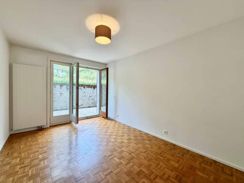 Appartement lumineux et rénové de 4,5 pièces avec terrasse (9)