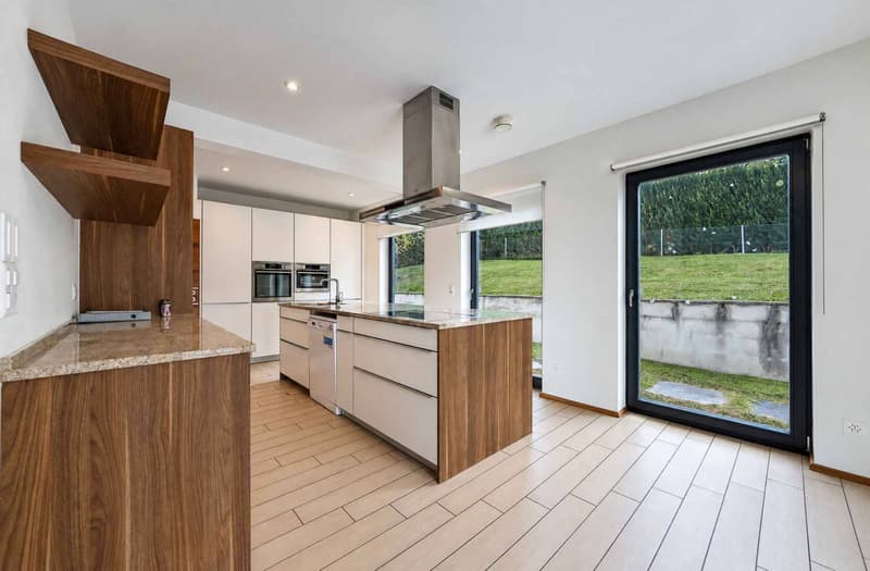 Superbe maison familiale de 7.5 pièces (2)