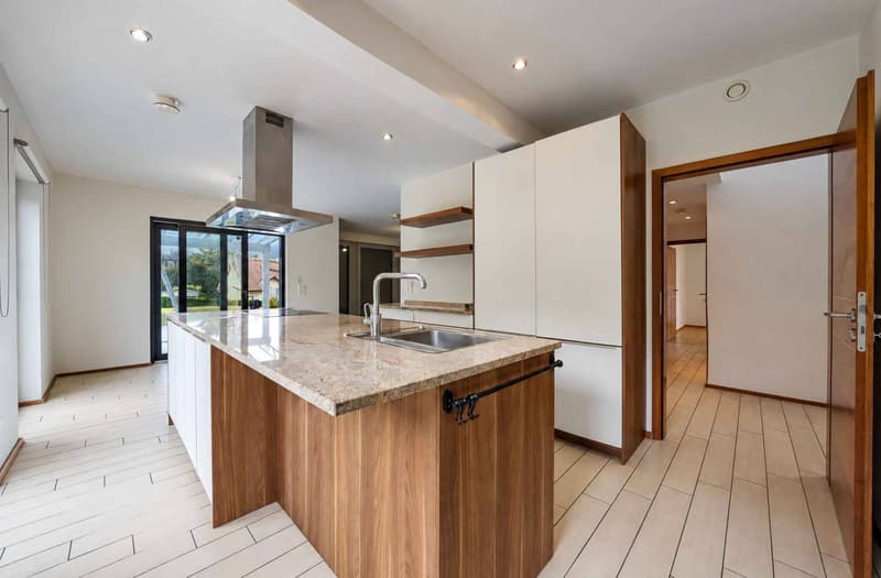 Superbe maison familiale de 7.5 pièces (1)