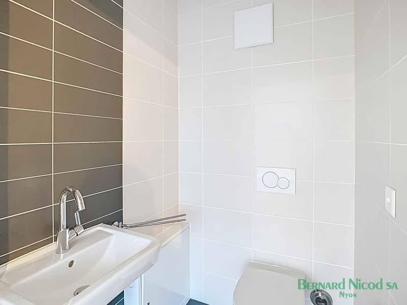 Ufficio / spazio commerciale di 63 m2 (5)