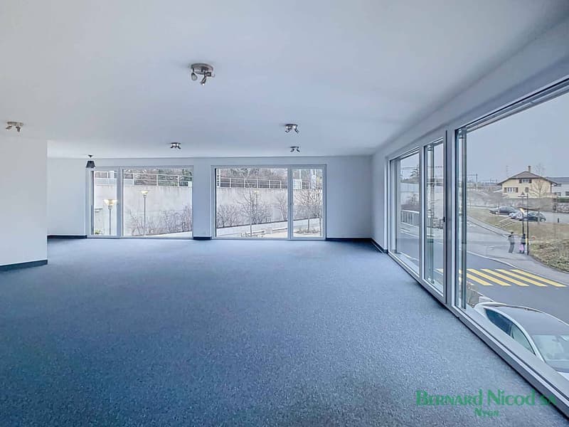 Ufficio / spazio commerciale di 63 m2 (2)