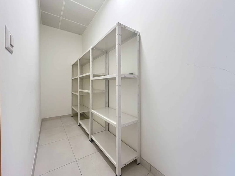 Commercial space of 65m2 - Simplon 21 (13)