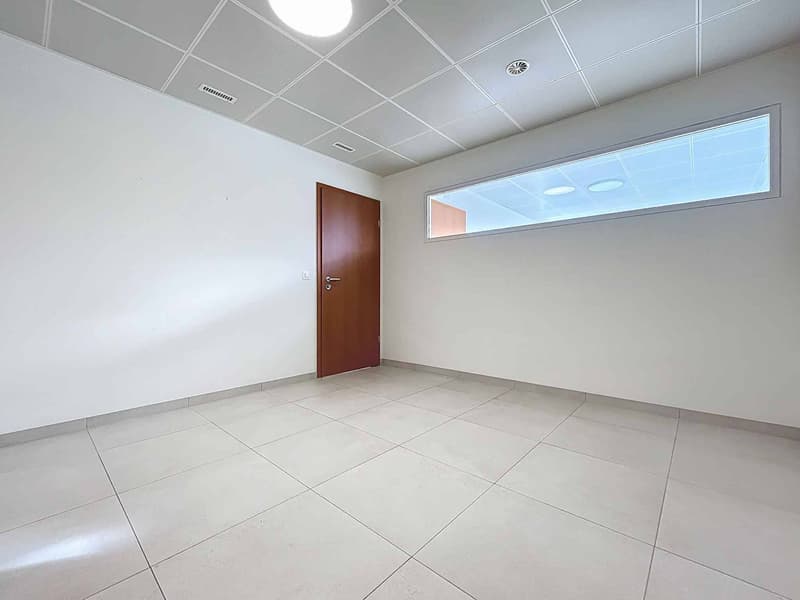 Commercial space of 65m2 - Simplon 21 (8)