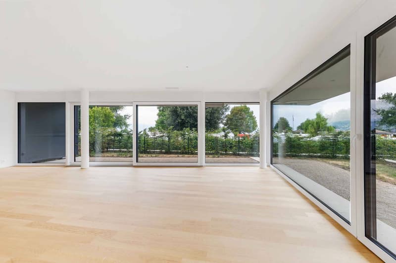 Appartement neuf de 5.5 pièces avec terrasse couverte et jardin (3)
