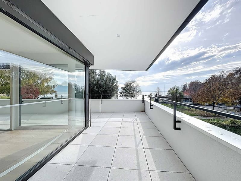 Appartamento nuovo di 4.5 locali con balcone coperto (7)