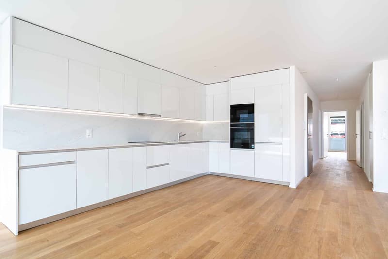 Lussuoso appartamento di 4.5 locali con balcone coperto di 76m2 (4)