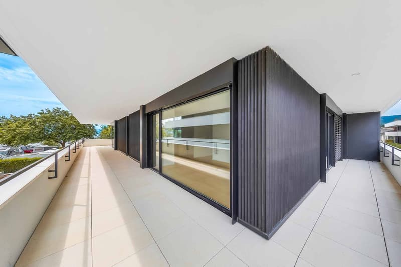 Luxueux 4.5 pièces traversant avec balcon couvert de 76m2 (9)