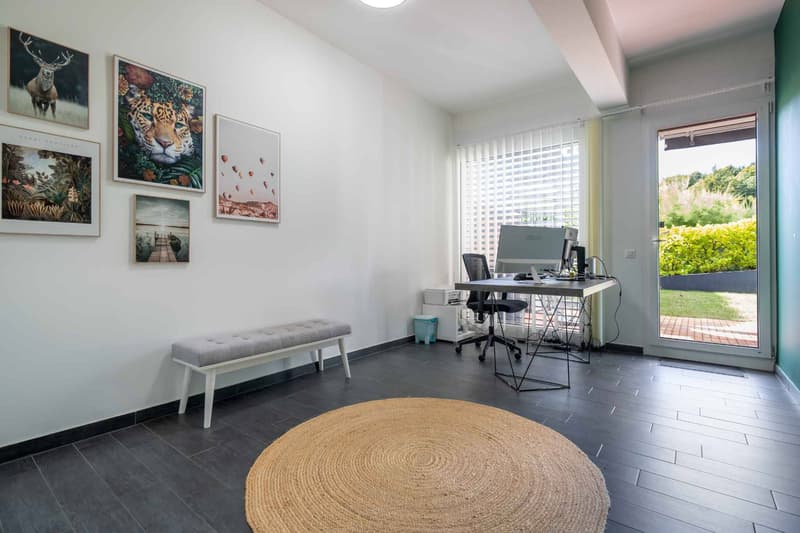 Villa moderna di 5.5 locali con 2 balconi, 2 terrazze e giardino (7)