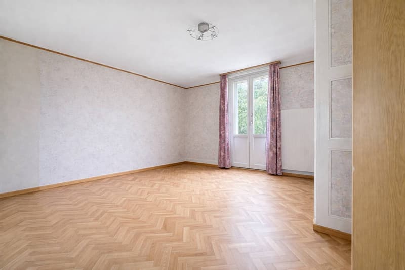 Detached house with 4.5 rooms, terraces and garden (8)