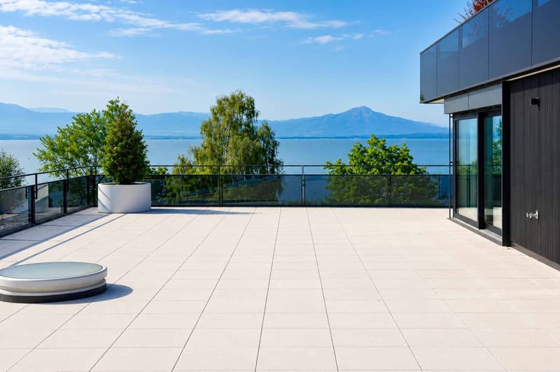 UNIQUE ! Attique neuf de 5.5 pièces bénéficiant d'un rooftop terrasse (11)
